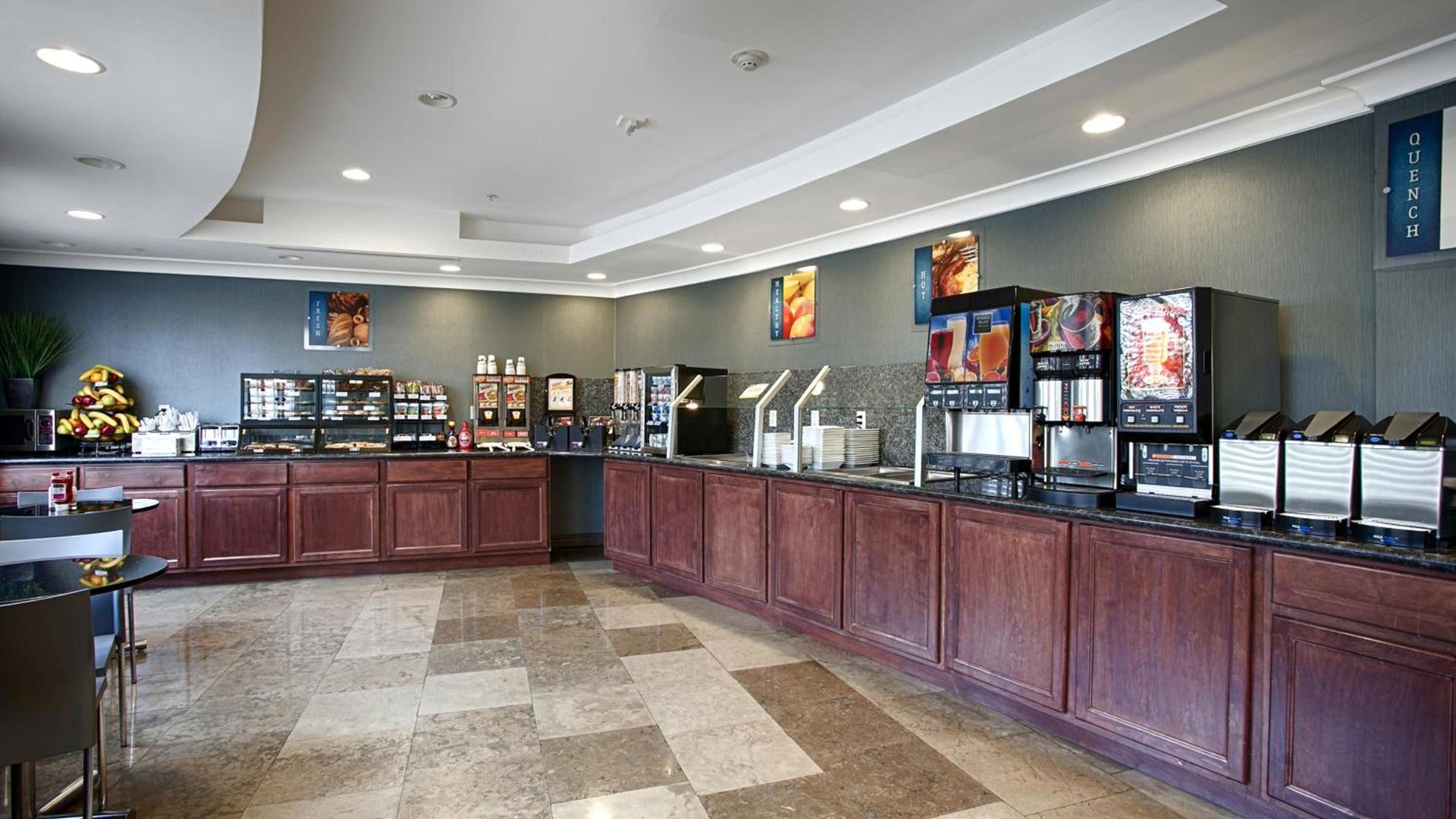 Best Western PLUS Avita Suites photo 43