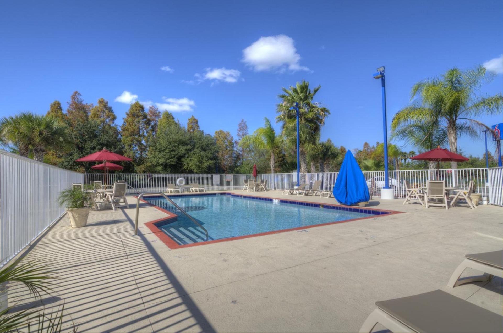 Motel 6-Orlando, FL - International Dr photo 35