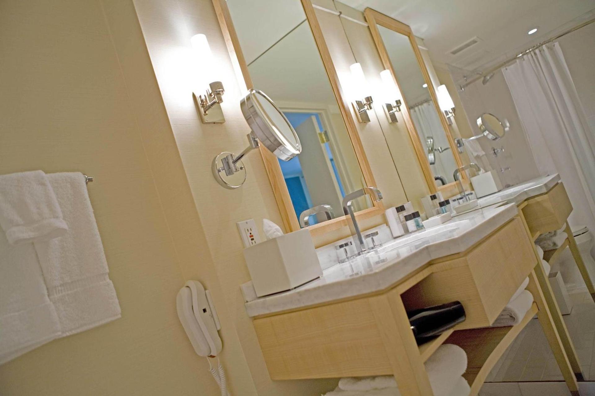 The Colonnade Hotel photo 20