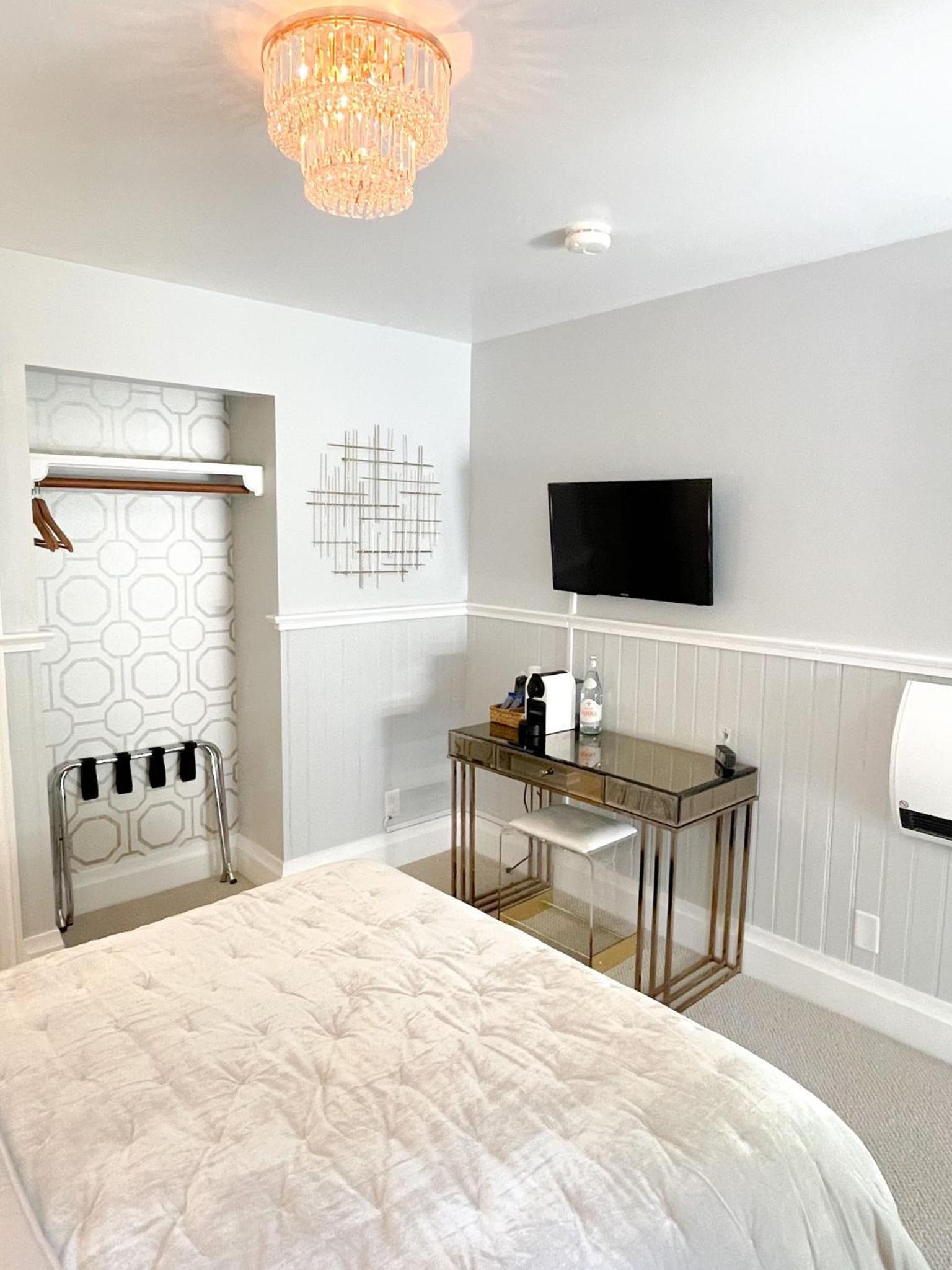 Boho Manor photo 54