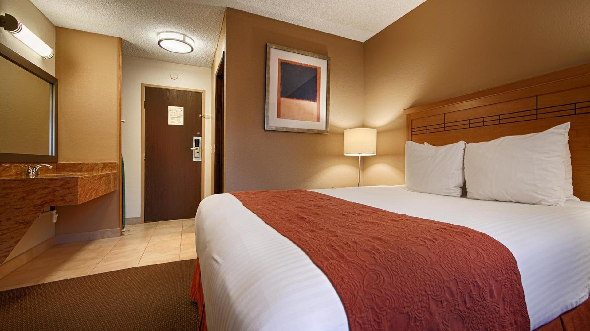 Best Western Aladdin Inn photo 38
