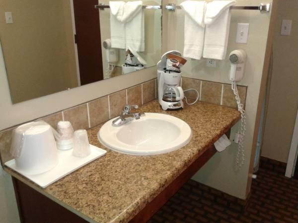 Rest Inn Fort Smith photo 11