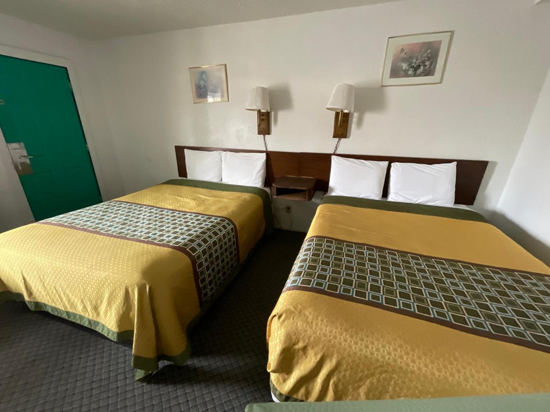 Kansan Motel photo 14