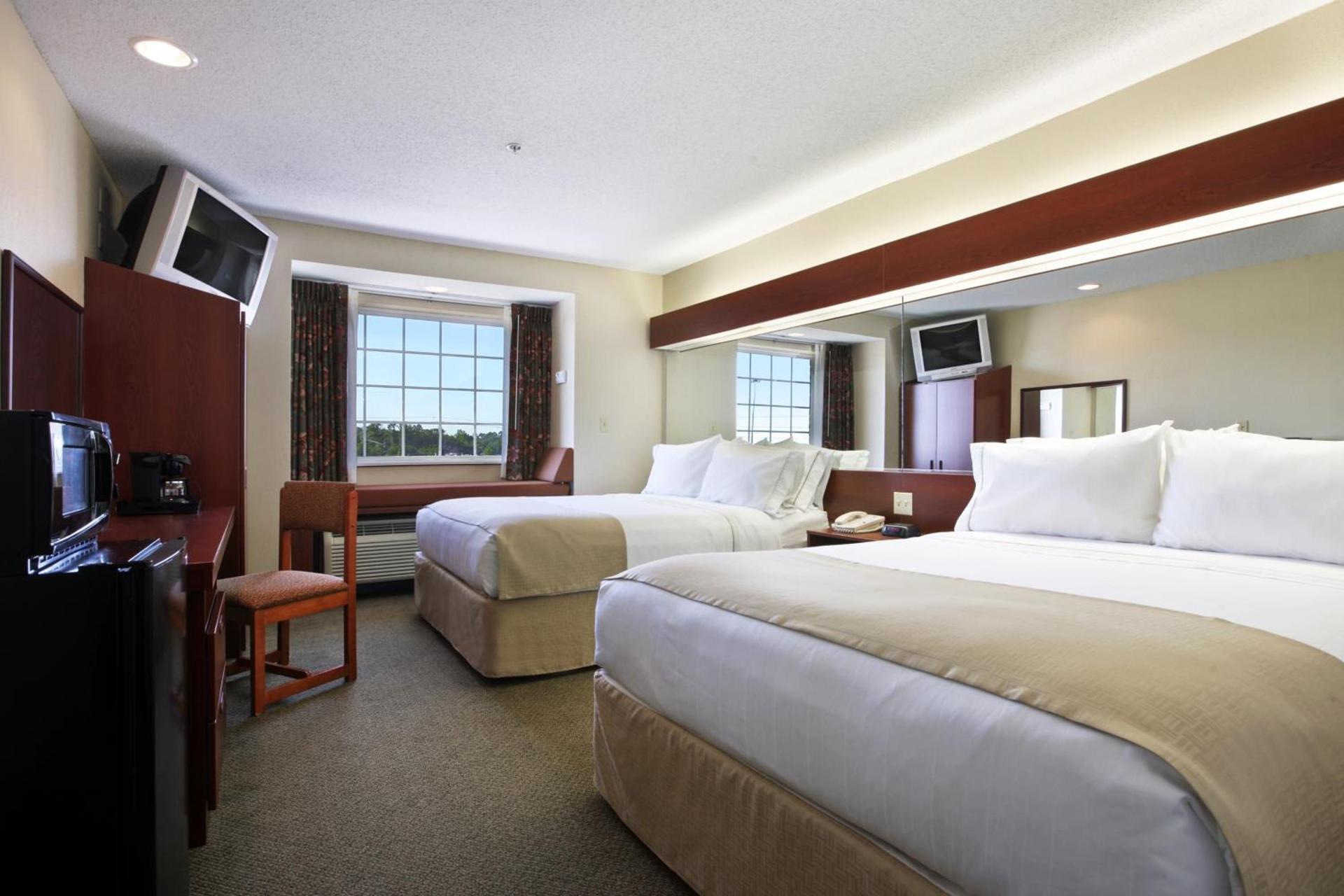 Microtel Inn & Suites by Wyndham Hattiesburg photo 10