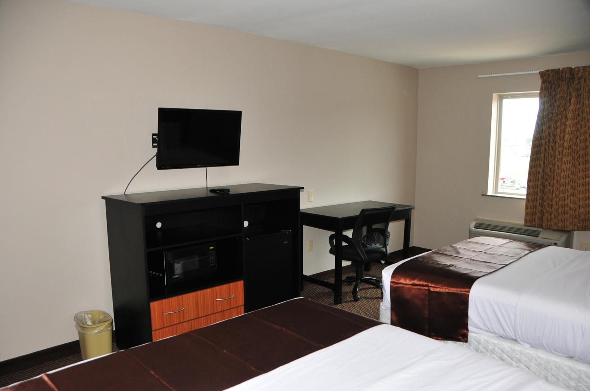 Paradise Inn & Suites photo 12
