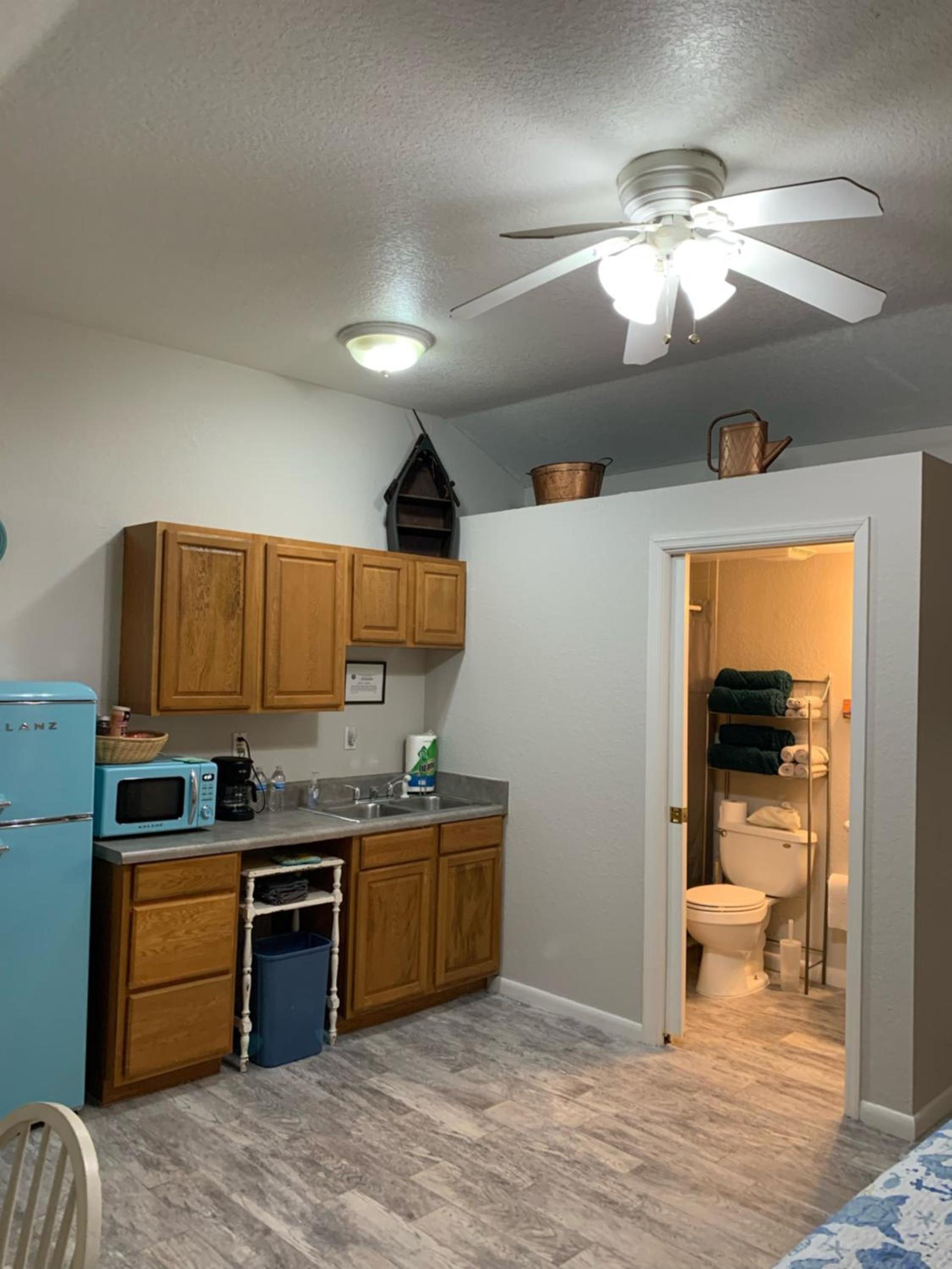 Nature Coast Inn & Cottages photo 47