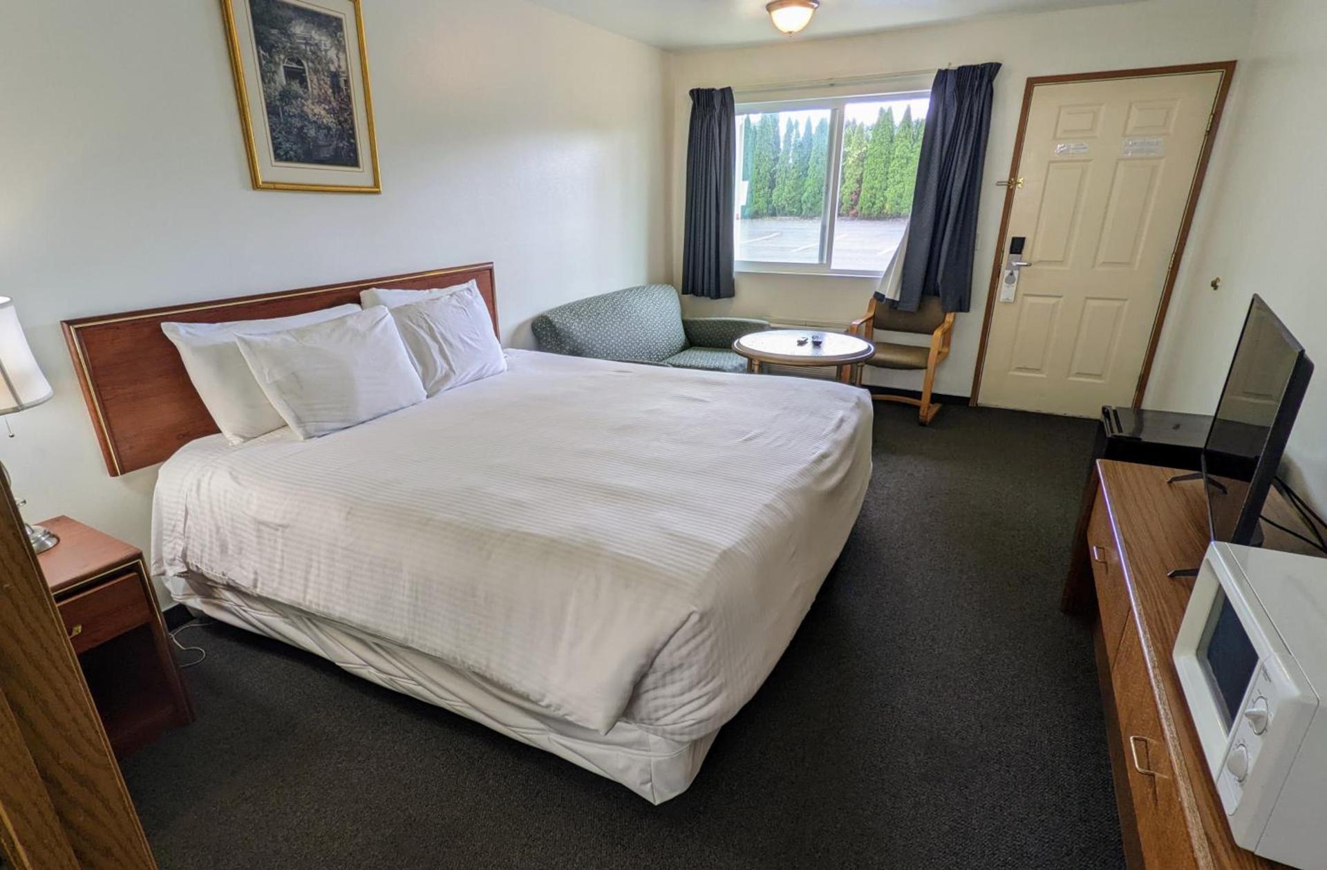 Fairground Inn photo 39