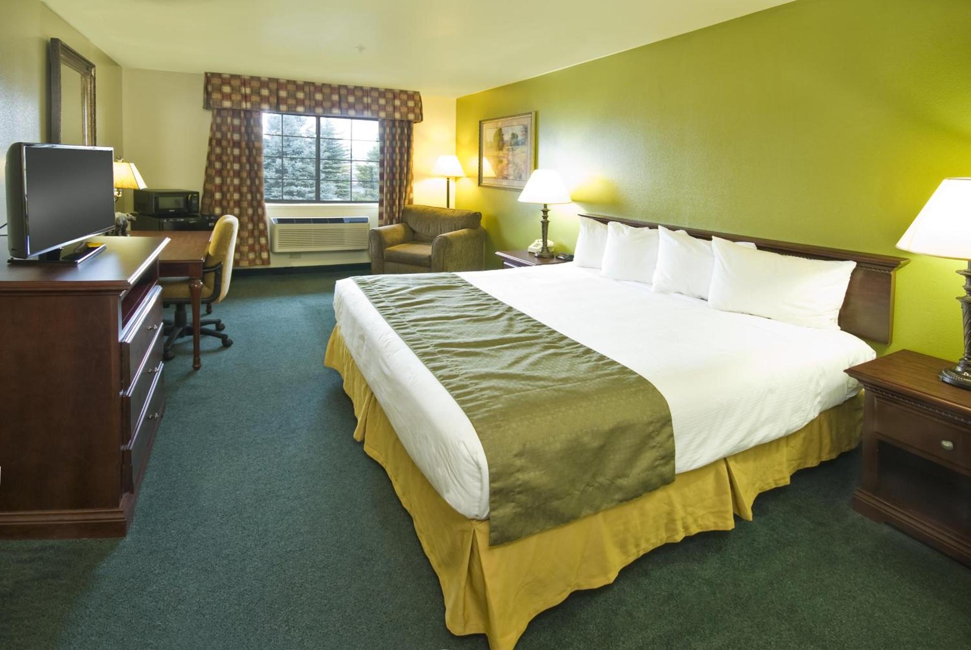 Super 8 by Wyndham McCall photo 65