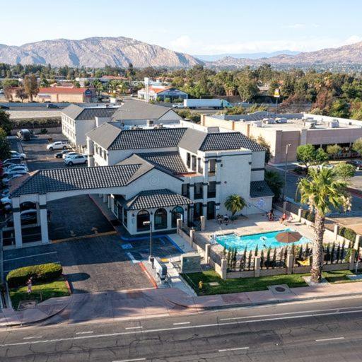 MainStay Suites Moreno Valley Near March Air Reserve Base photo 79