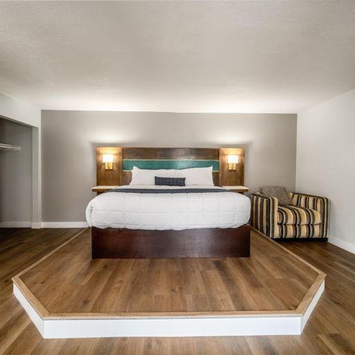 MainStay Suites Moreno Valley Near March Air Reserve Base photo 64