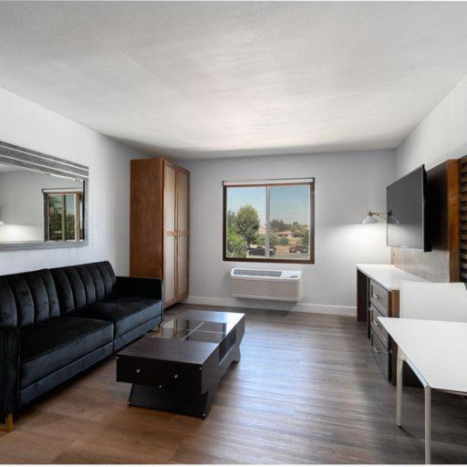 MainStay Suites Moreno Valley Near March Air Reserve Base photo 40