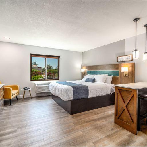 MainStay Suites Moreno Valley Near March Air Reserve Base photo 70