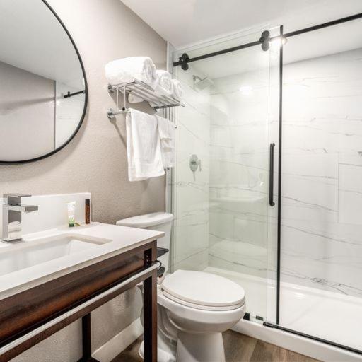 MainStay Suites Moreno Valley Near March Air Reserve Base photo 62