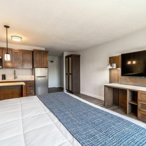 MainStay Suites Moreno Valley Near March Air Reserve Base photo 39