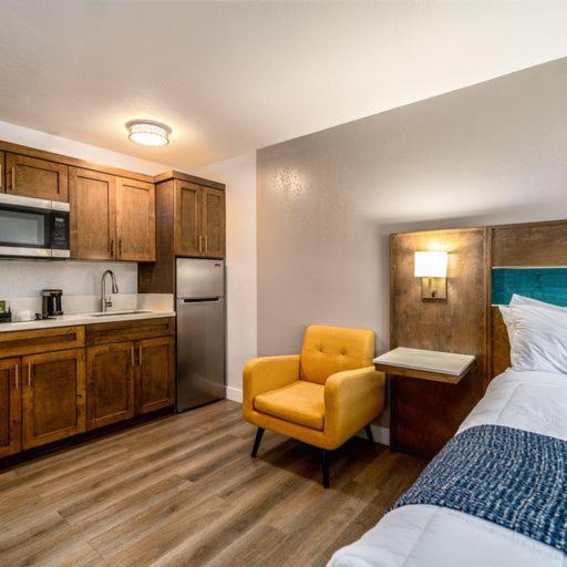 MainStay Suites Moreno Valley Near March Air Reserve Base photo 67