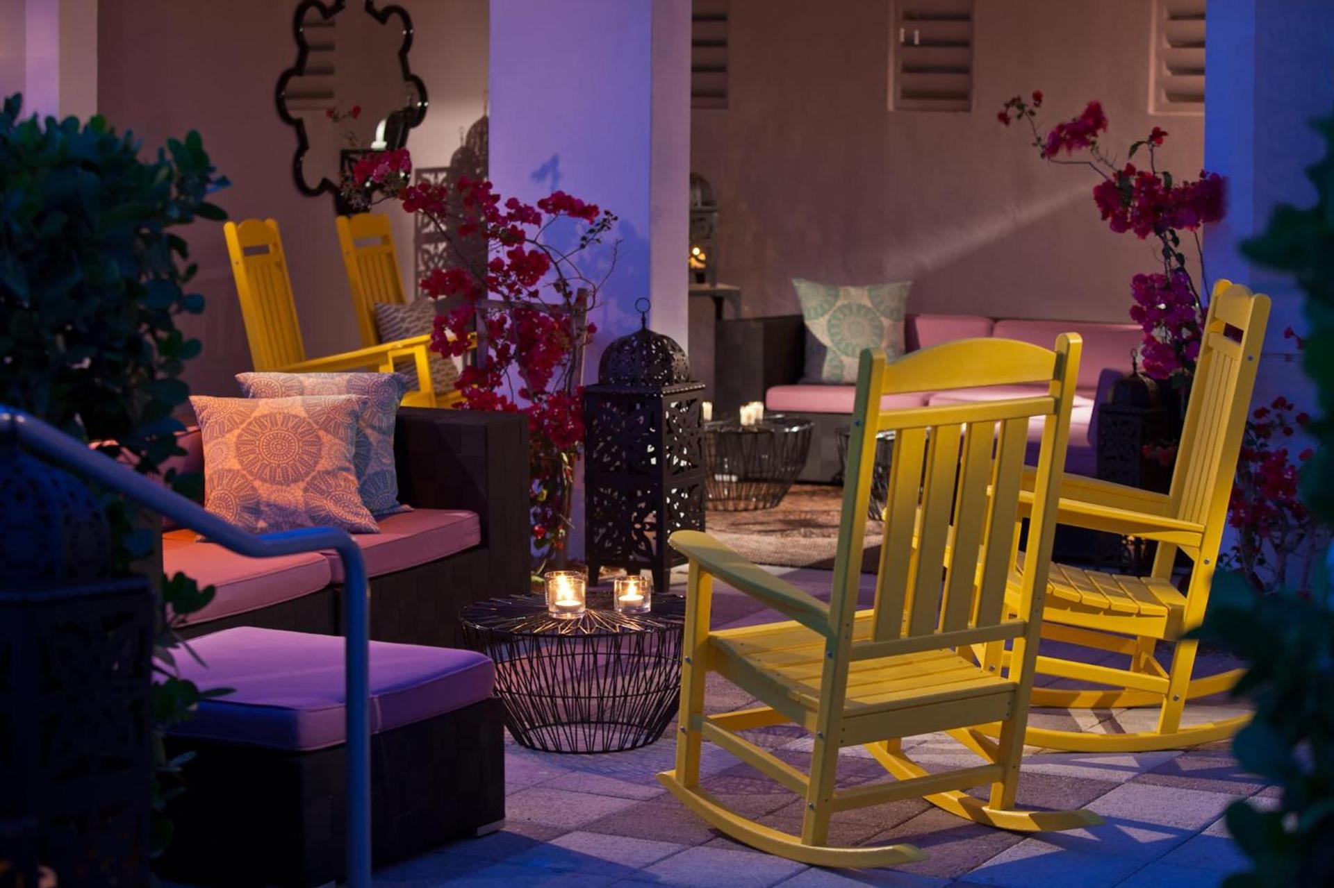 Kimpton Surfcomber Hotel by IHG photo 85