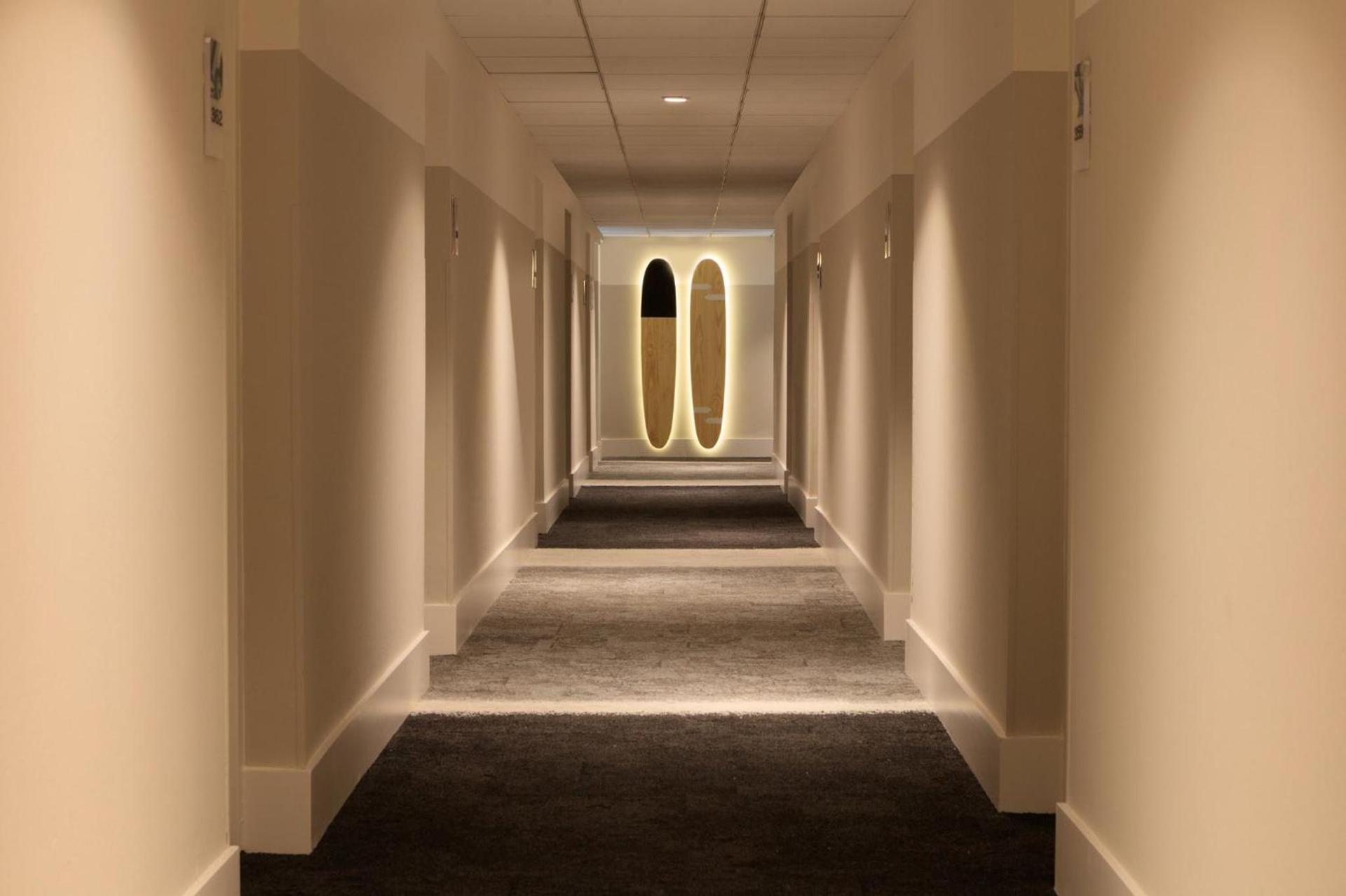 Kimpton Surfcomber Hotel by IHG photo 84