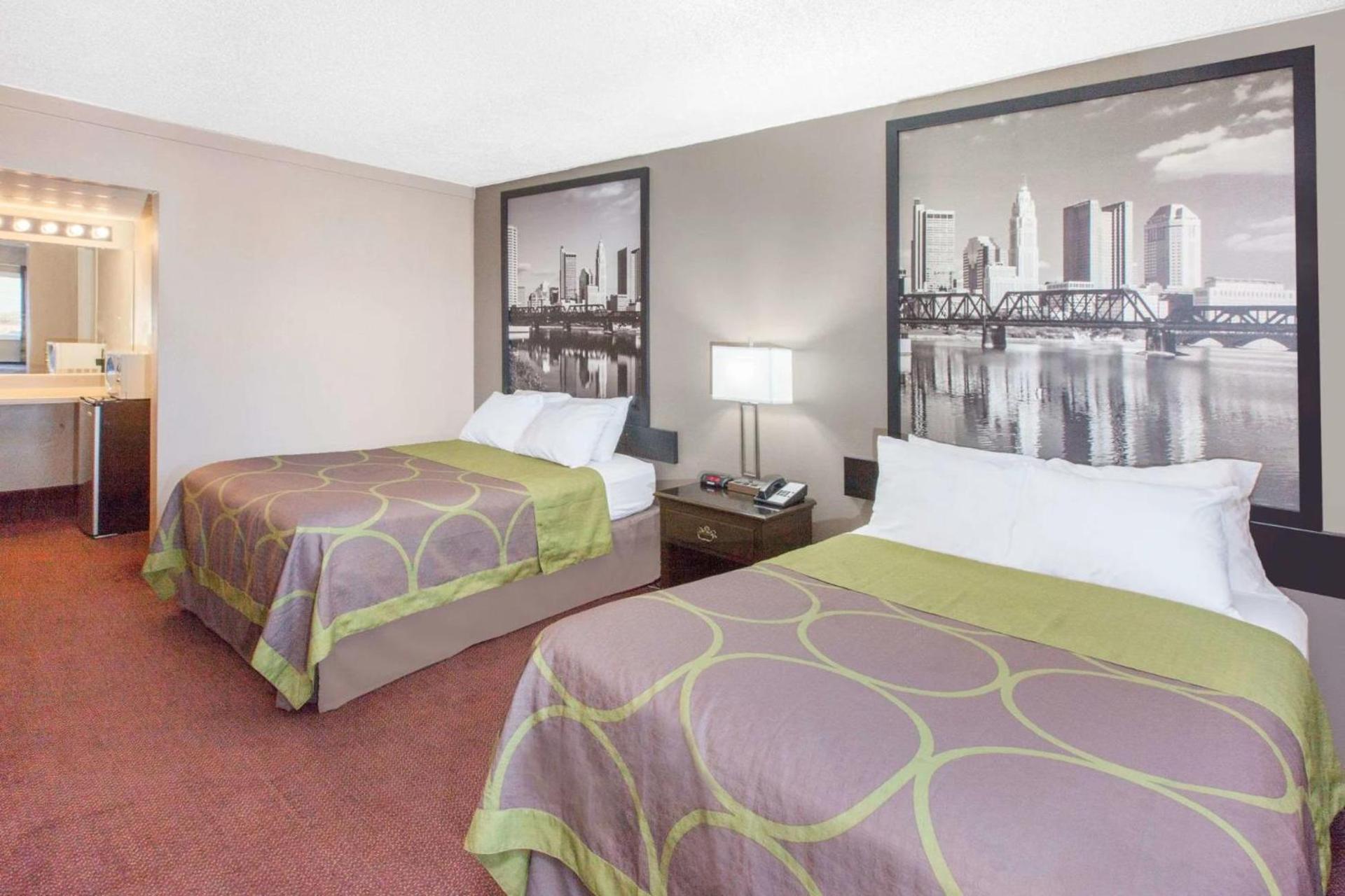Super 8 by Wyndham Millbury/Toledo photo 23