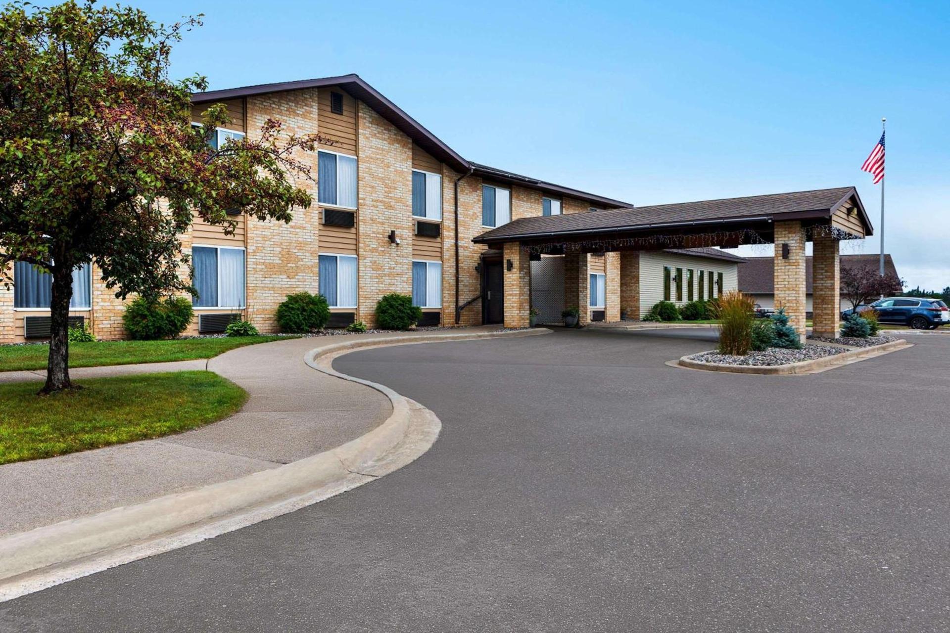 Days Inn by Wyndham Hurley photo 2