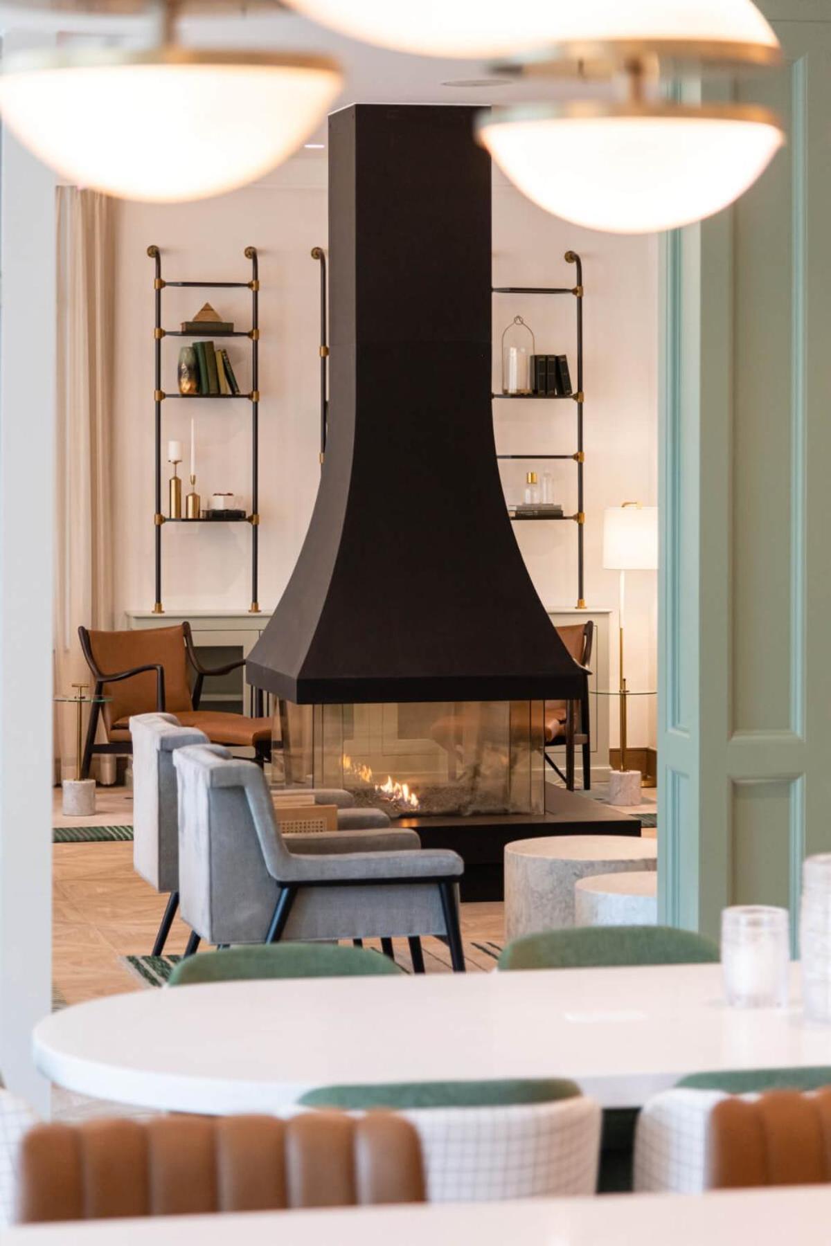 Six South St. Hotel photo 10