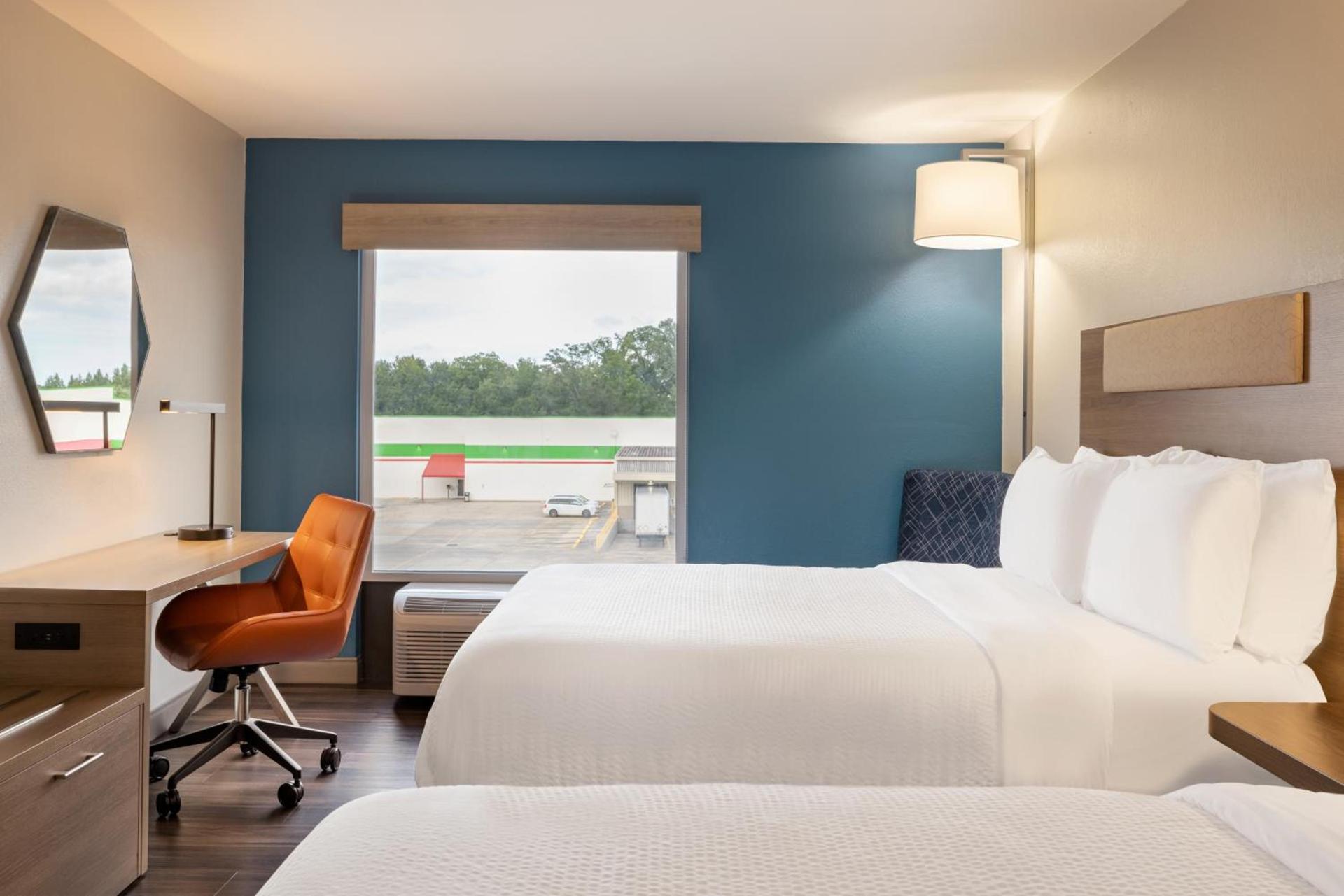 Holiday Inn Express & Suites Opelousas by IHG photo 5