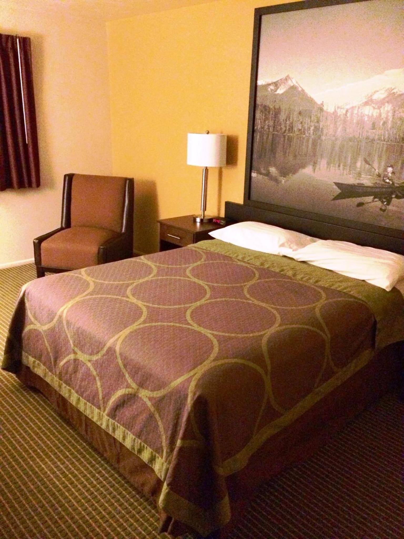 Super 8 by Wyndham Idaho Falls photo 34