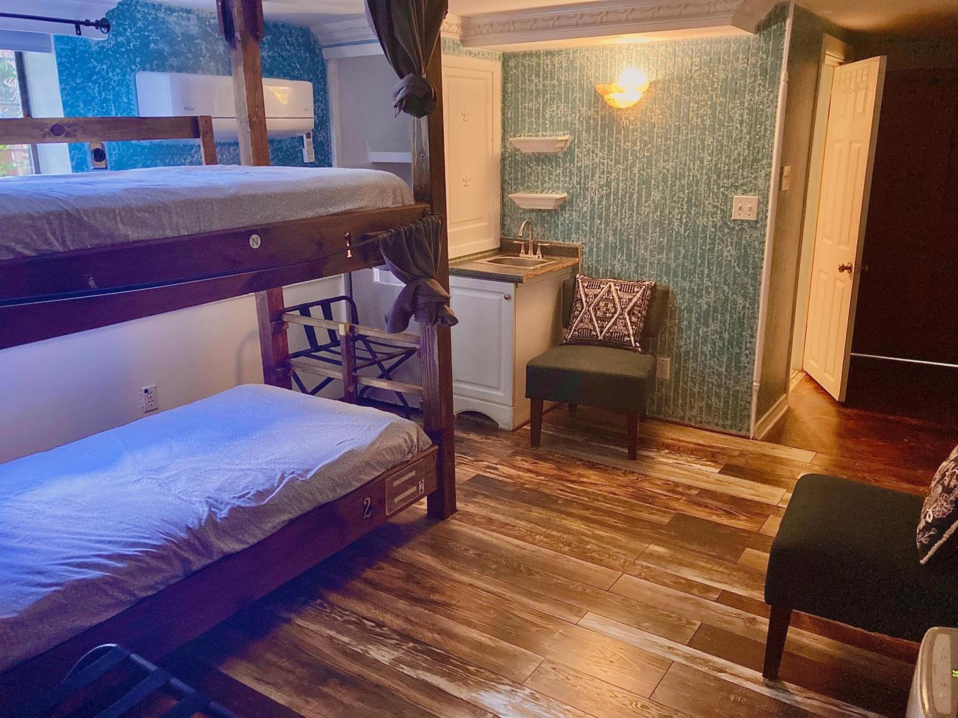 Madame Isabelle's House photo 15