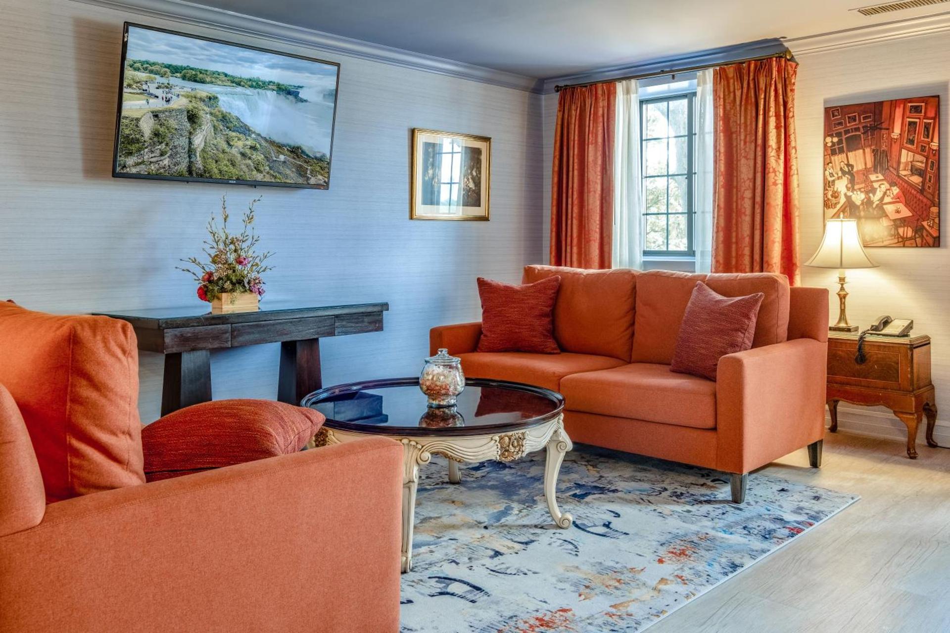 Red Coach Inn photo 96