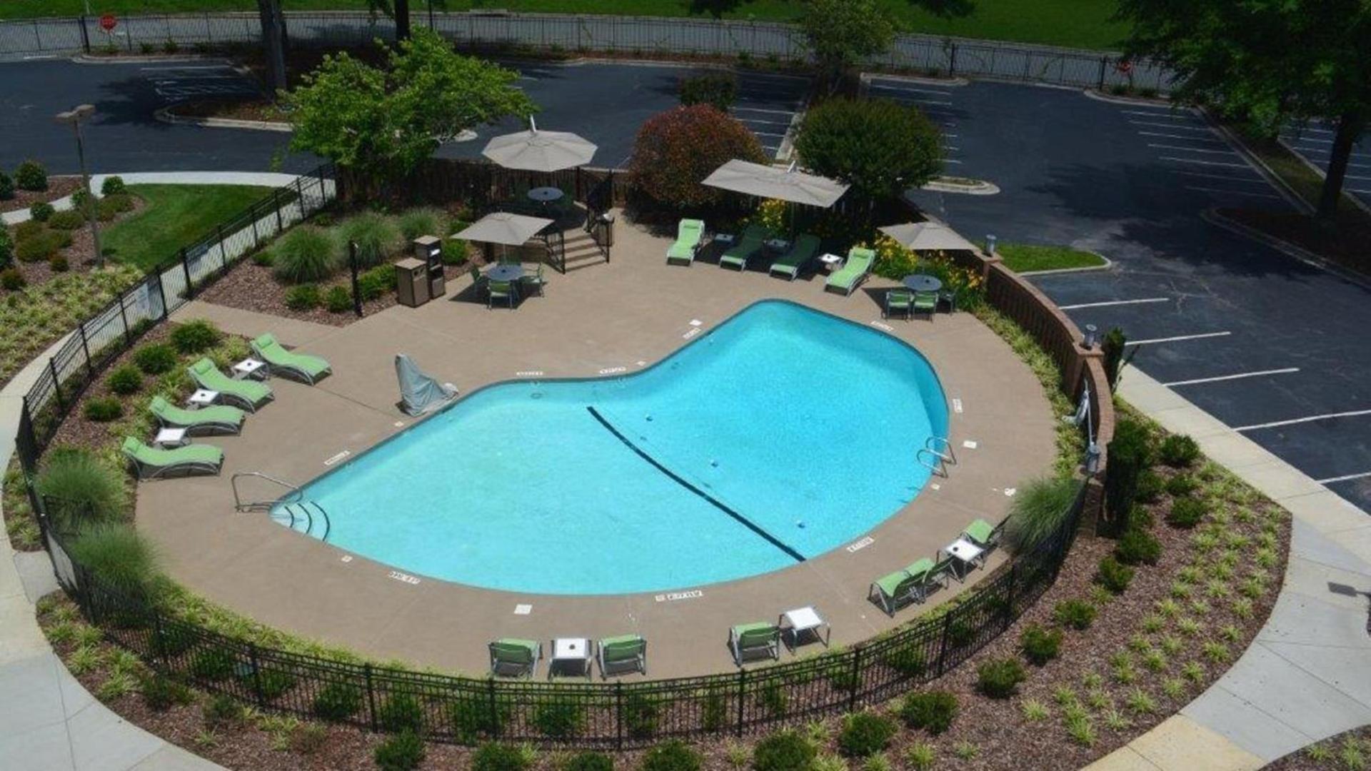 Holiday Inn Greensboro Coliseum by IHG photo 23
