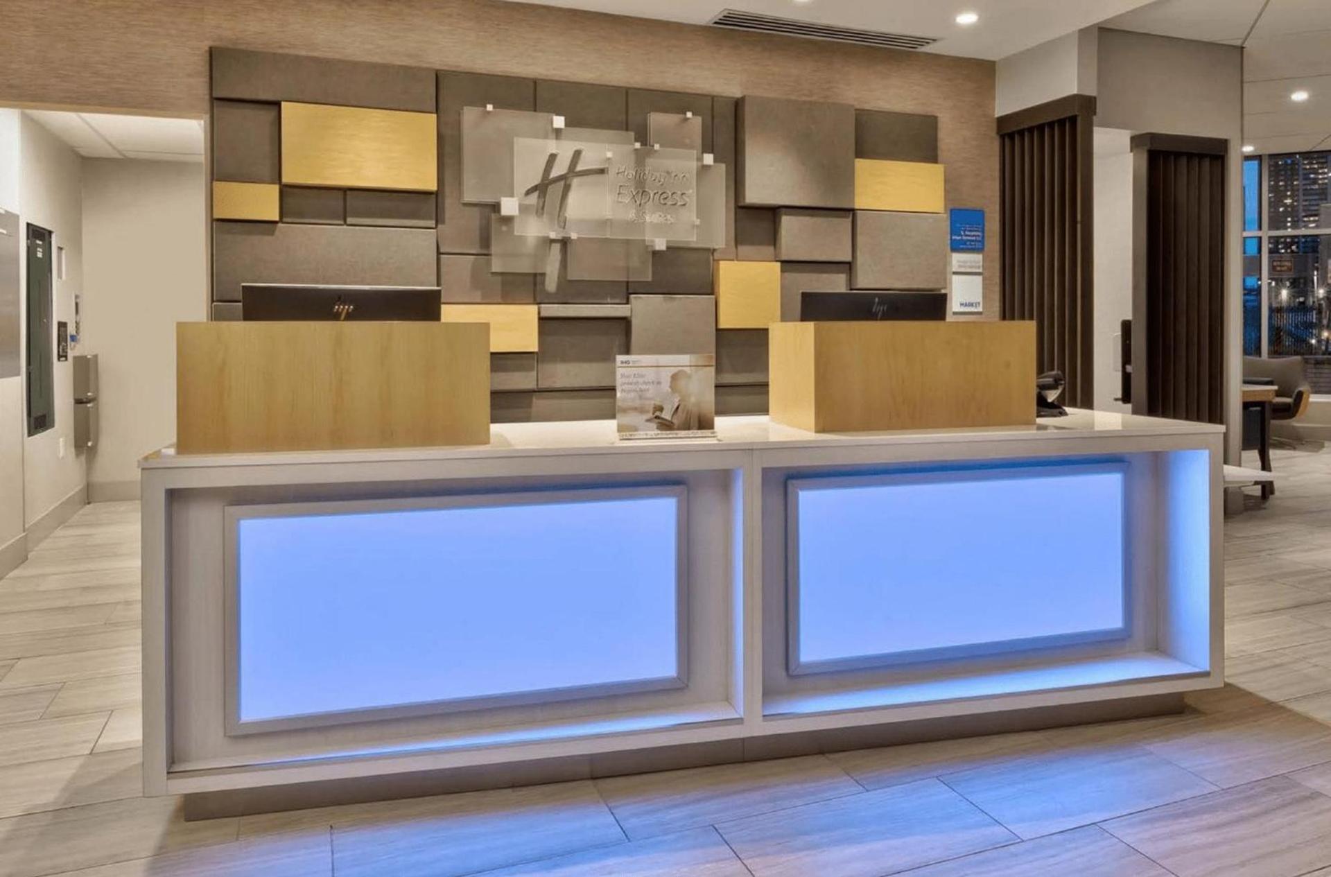 Holiday Inn Express & Suites Jersey City - Holland Tunnel by IHG photo 36