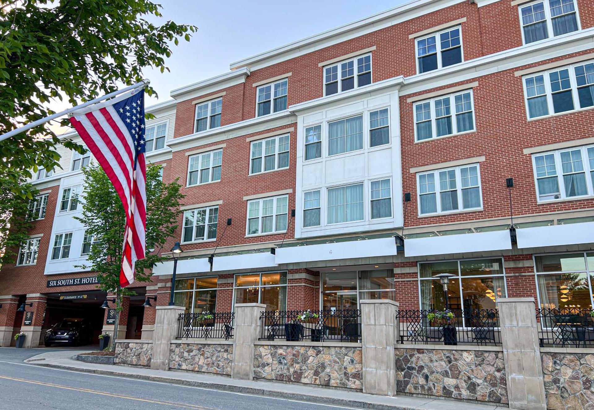 Six South St. Hotel photo 1