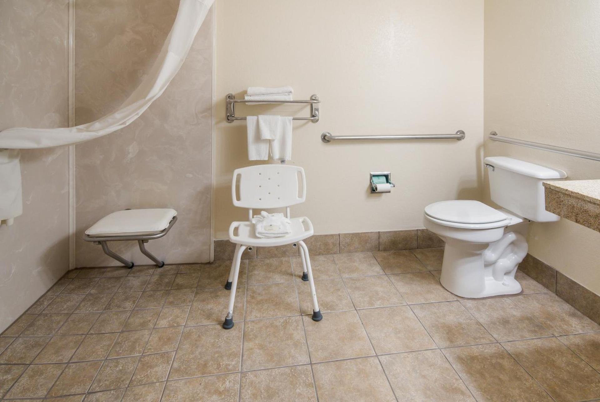 Quality Inn & Suites - Granbury photo 69