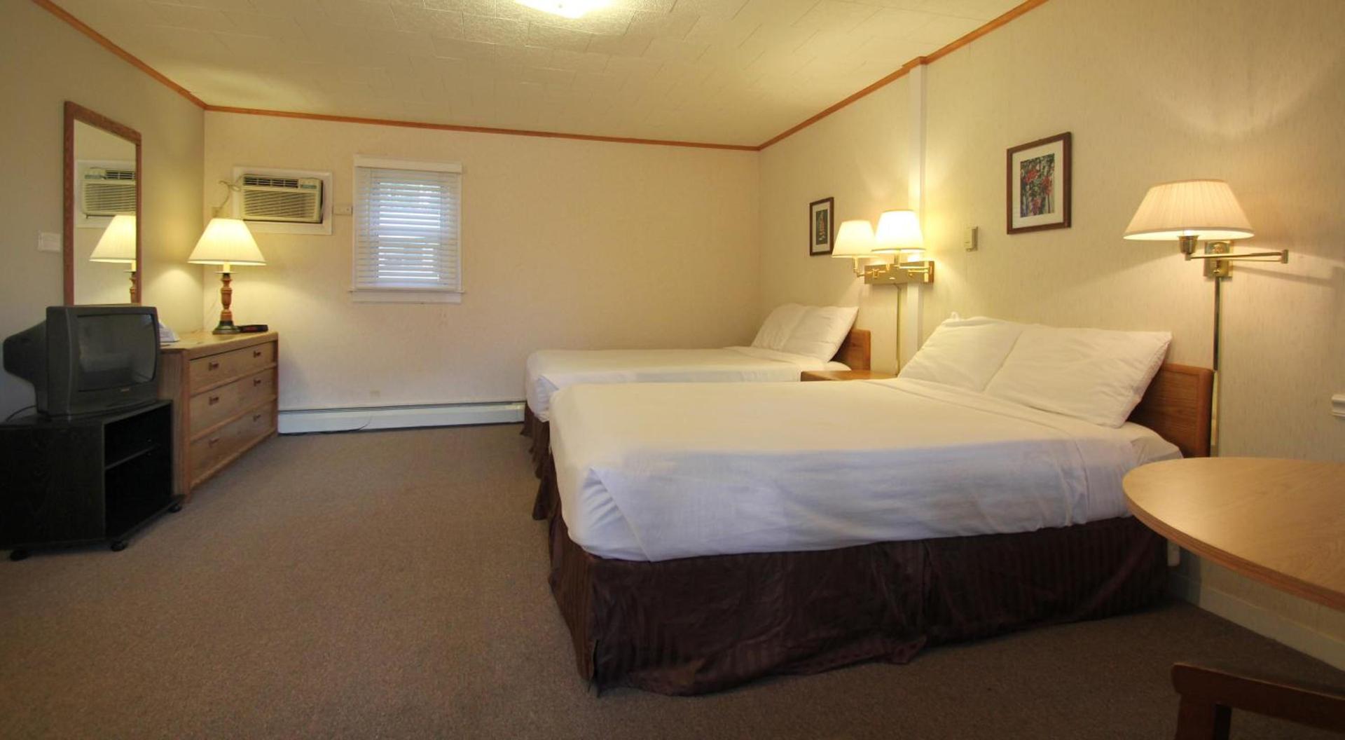 Maple Leaf Motel photo 9