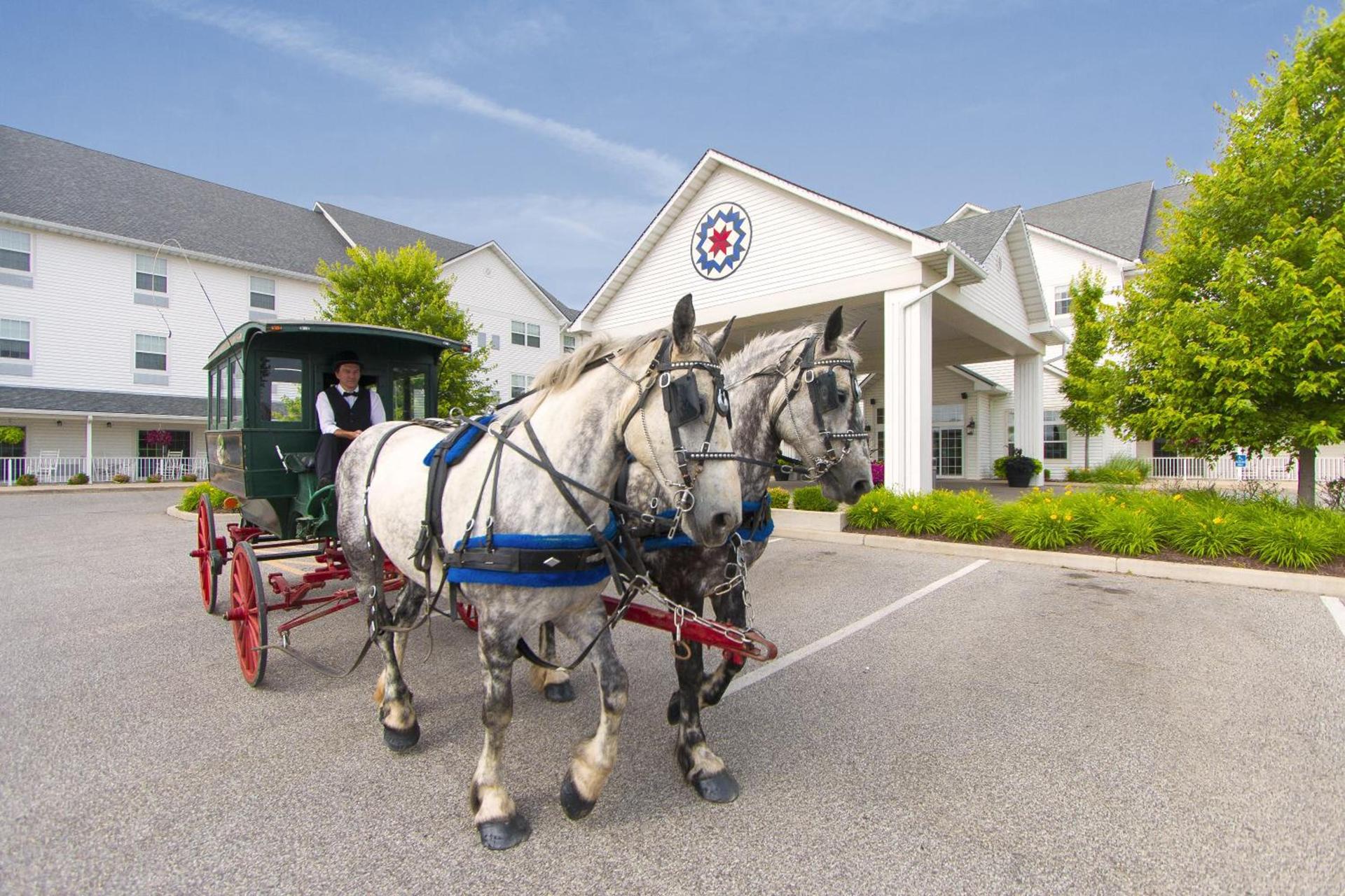 Blue Gate Garden Inn photo 65
