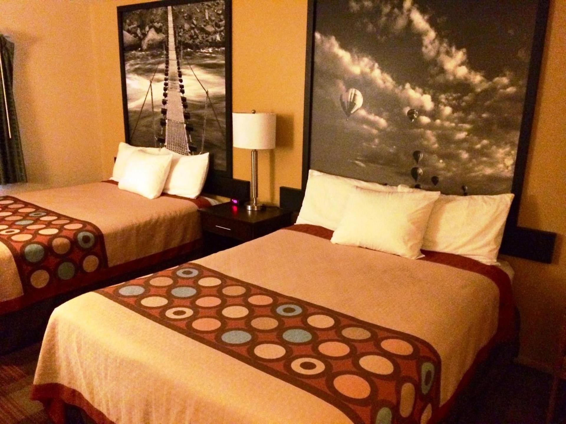 Super 8 by Wyndham Idaho Falls photo 42