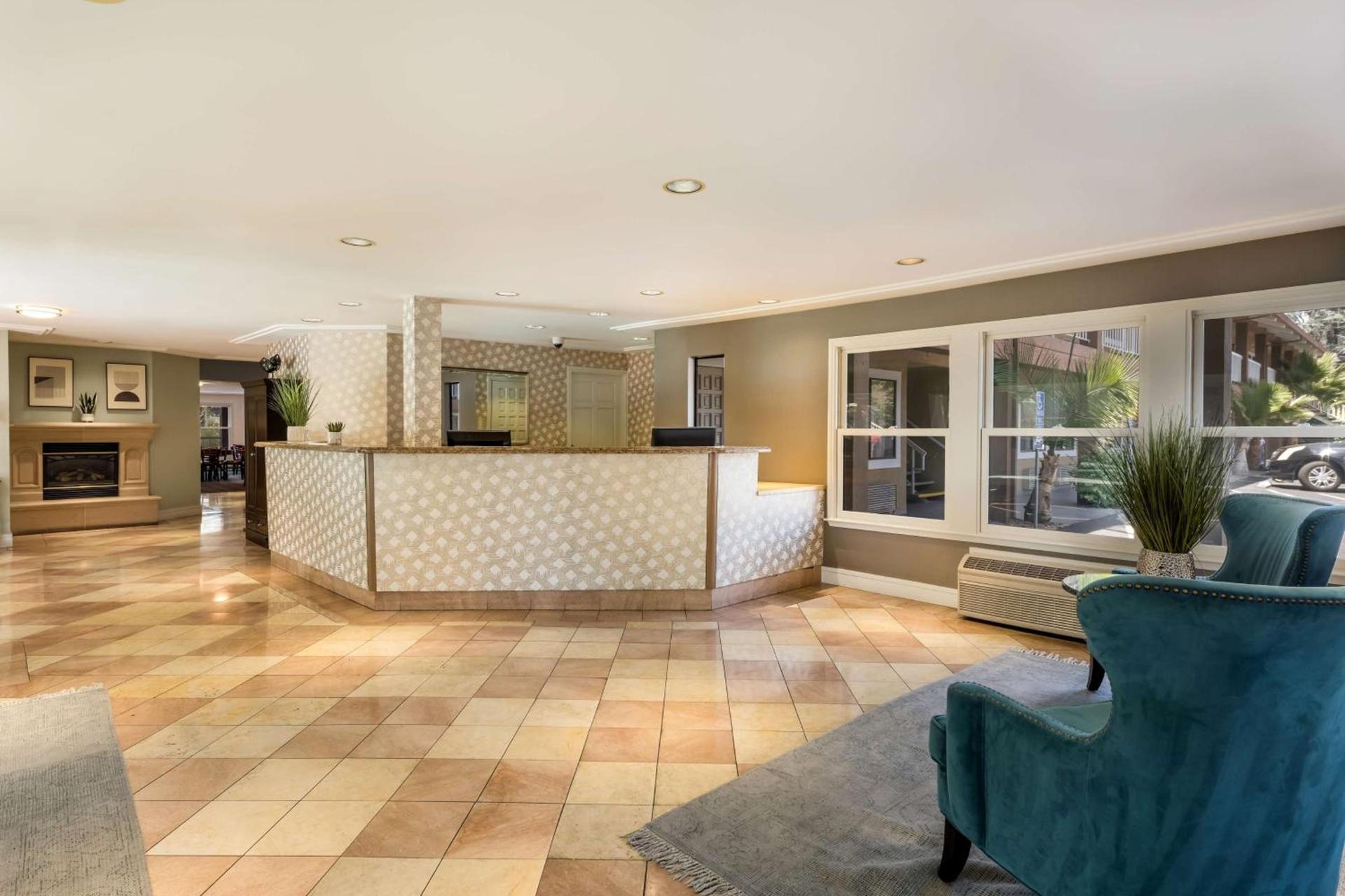 SureStay Plus Hotel by Best Western Mountain View photo 11