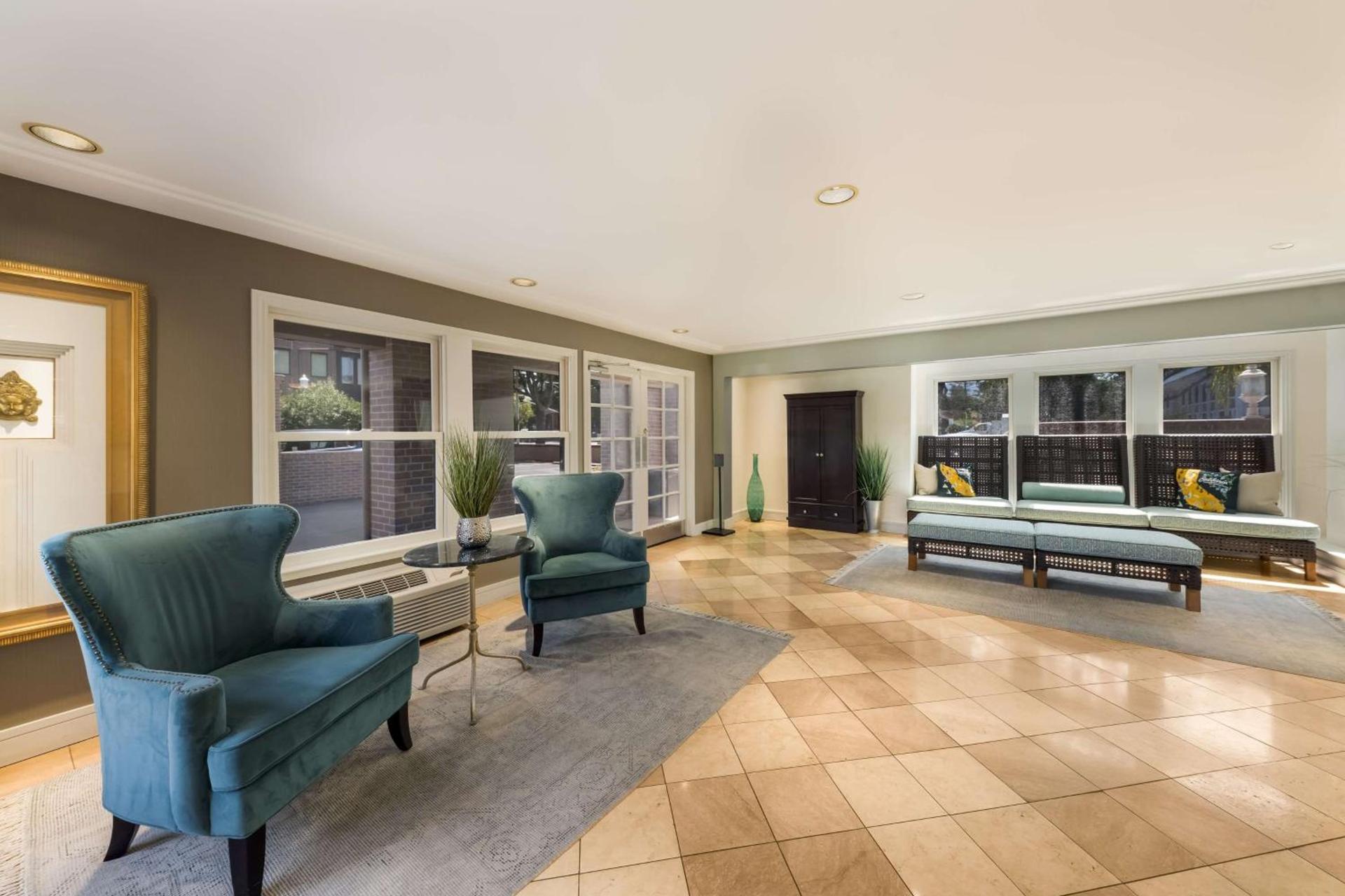 SureStay Plus Hotel by Best Western Mountain View photo 10