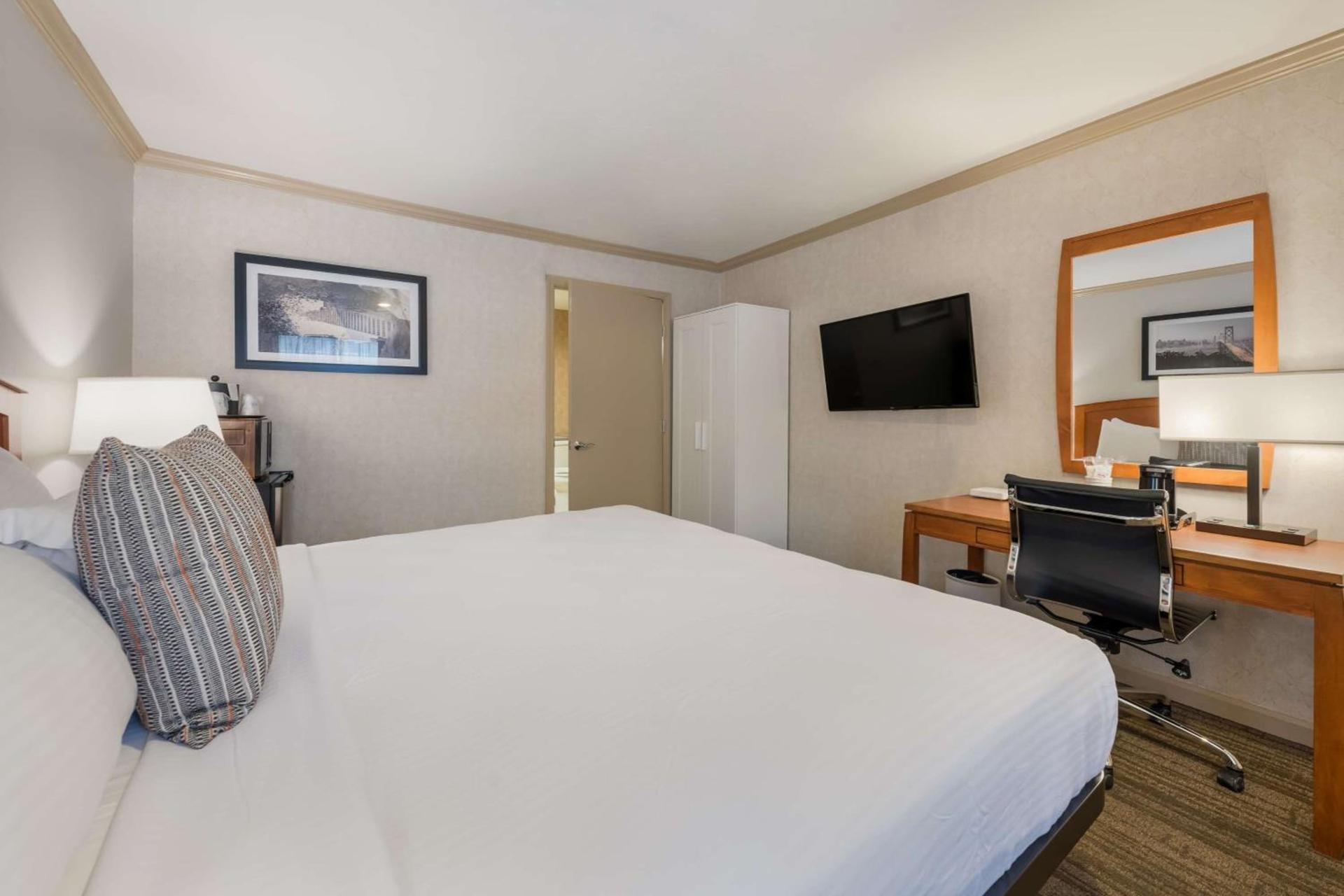 SureStay Plus Hotel by Best Western Mountain View photo 18