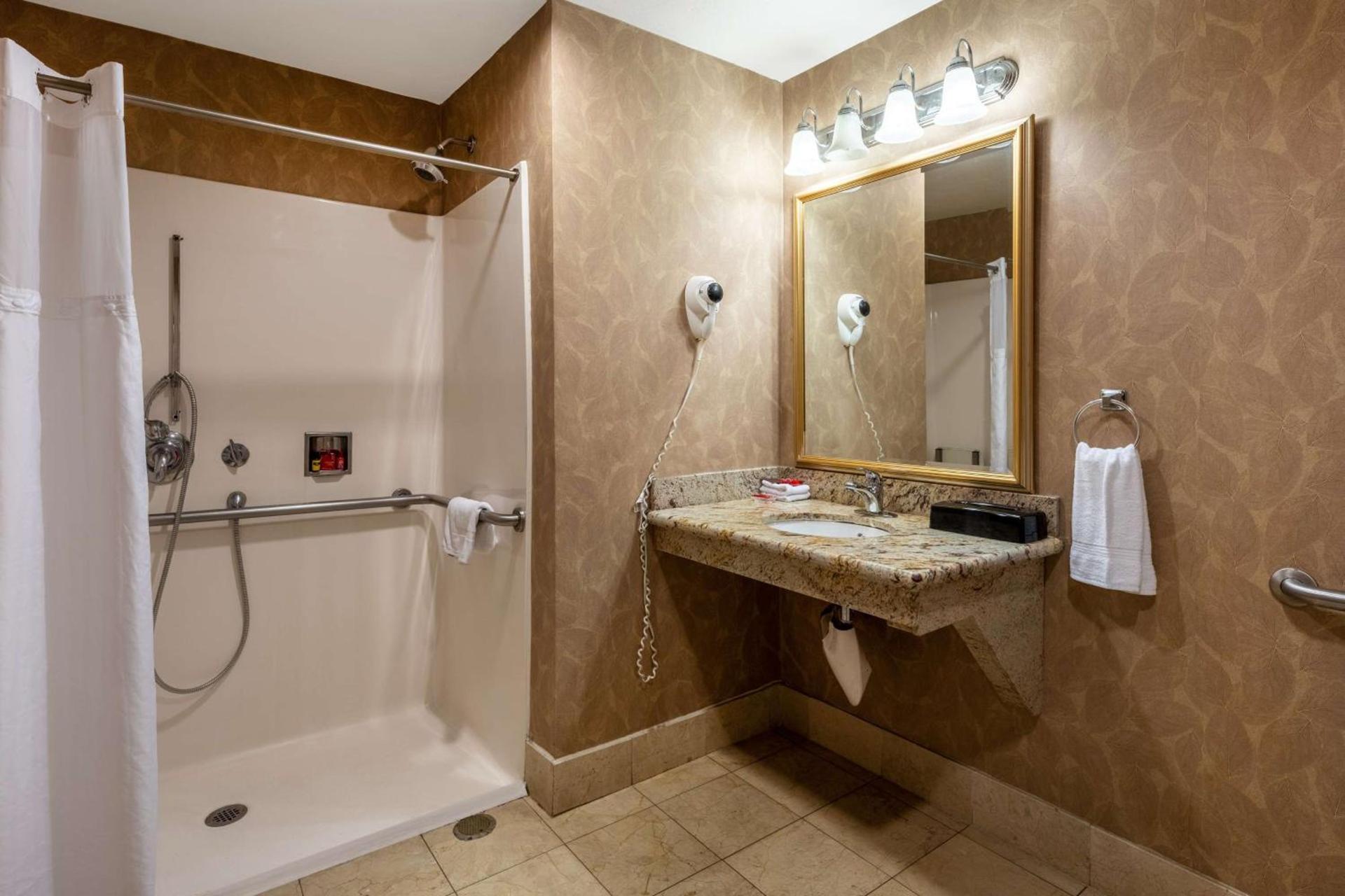 SureStay Plus Hotel by Best Western Mountain View photo 26