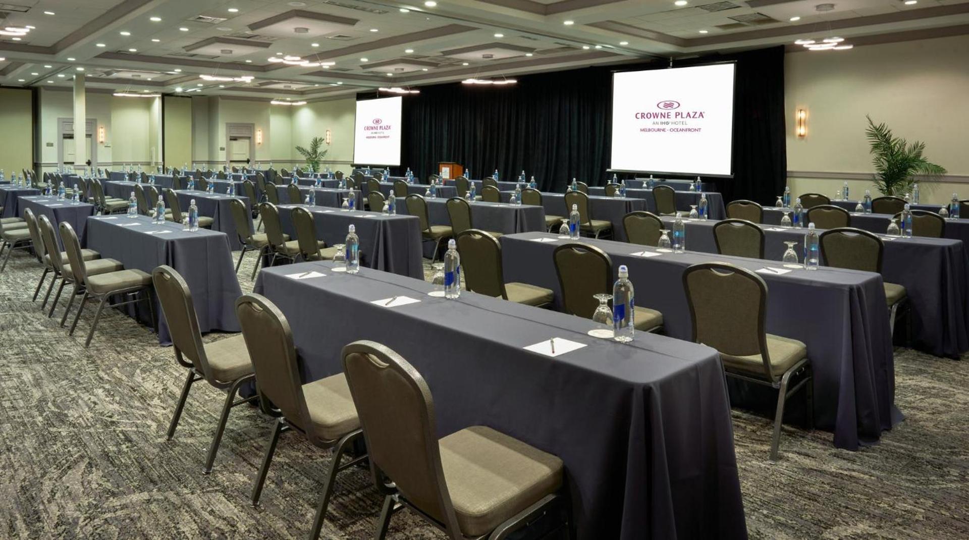 Crowne Plaza Melbourne-Oceanfront by IHG photo 36
