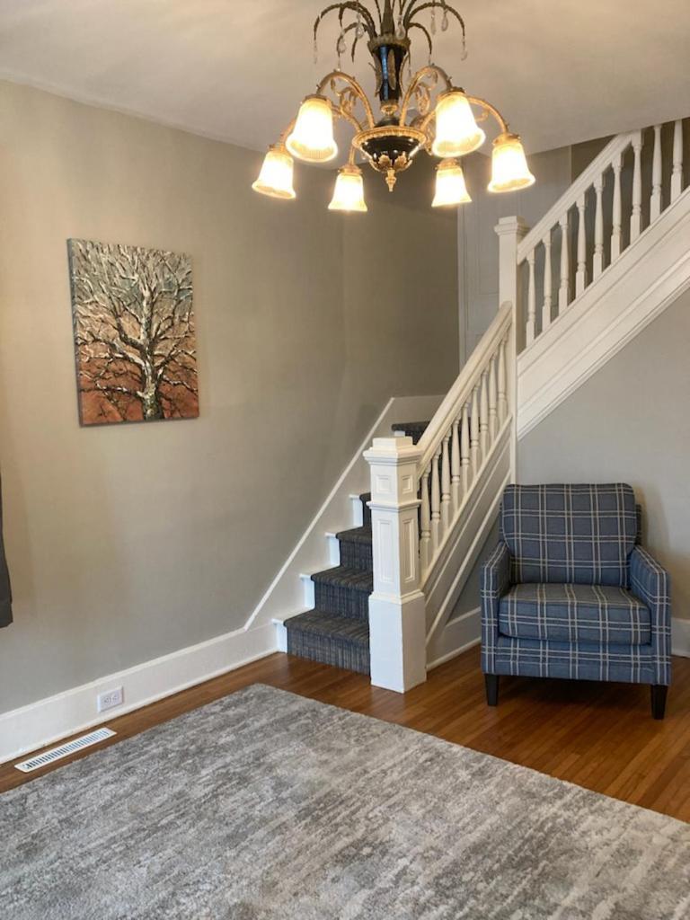Country Squire Inn and Suites photo 11