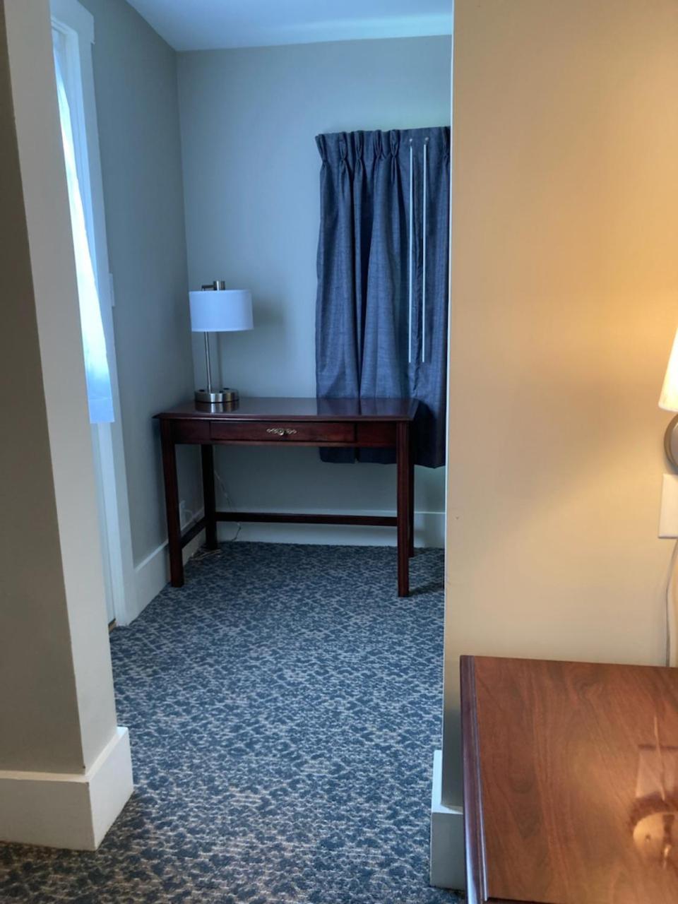 Country Squire Inn and Suites photo 42