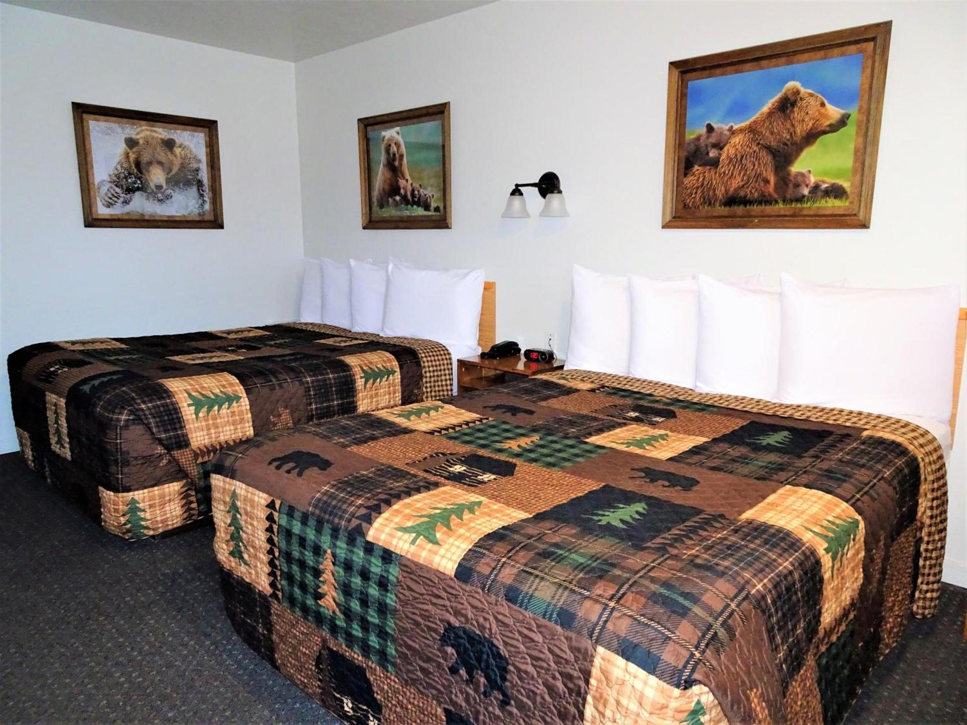 Eagle's Nest Motel photo 30
