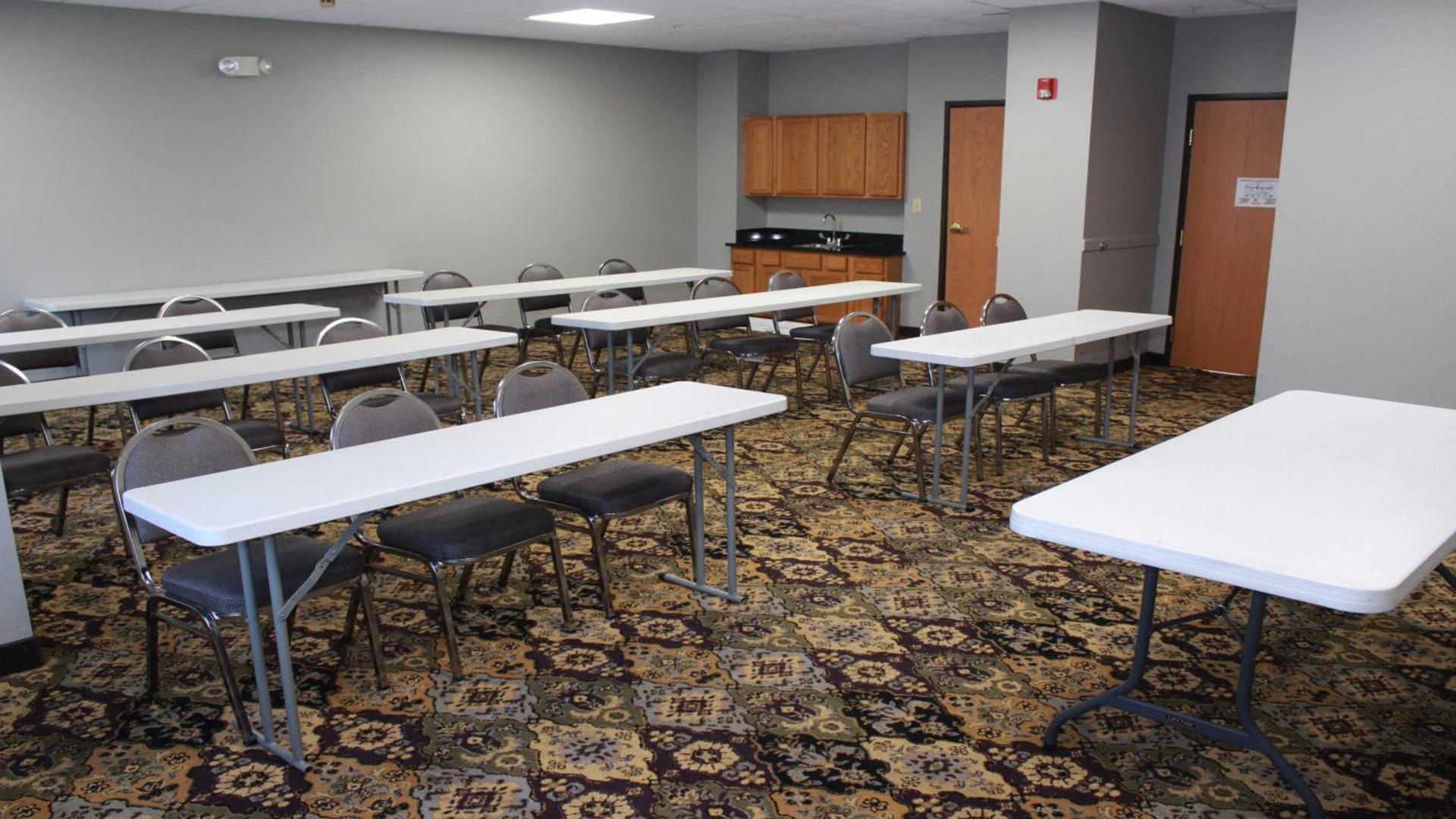 Holiday Inn Express & Suites Wilson-Downtown by IHG photo 9