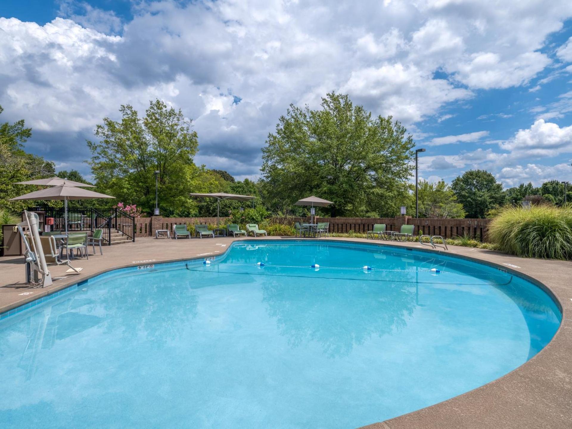 Holiday Inn Greensboro Coliseum by IHG photo 27