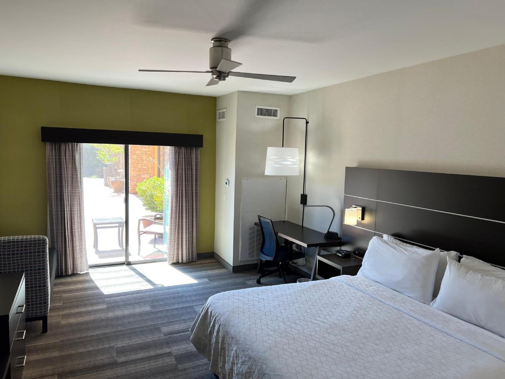 Holiday Inn Express Hotel & Suites El Dorado Hills by IHG photo 28