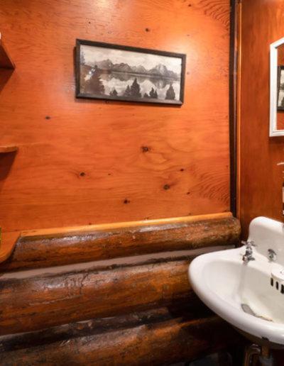 Corkins Lodge photo 9