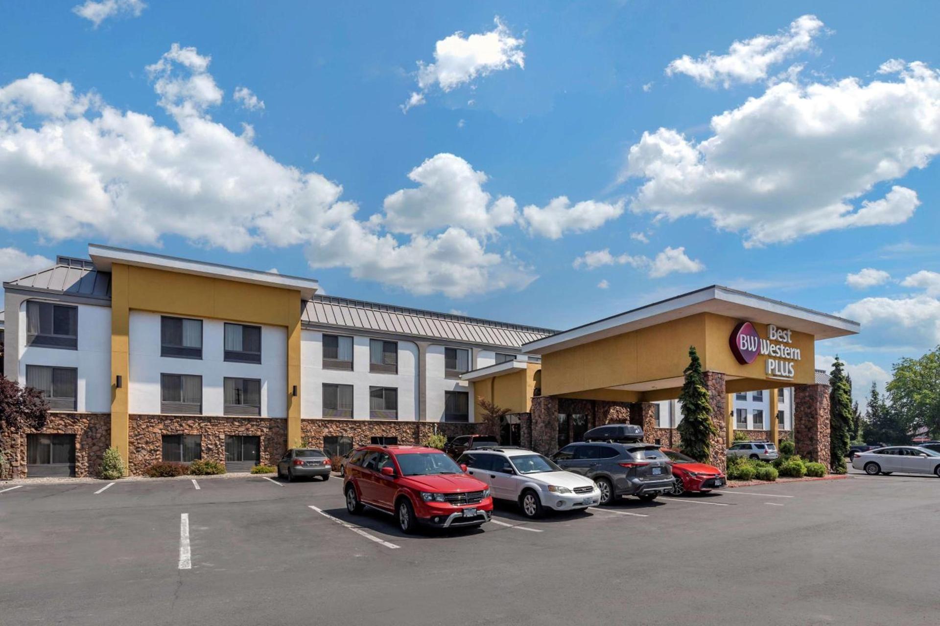 Best Western Plus Olympic Inn photo 43