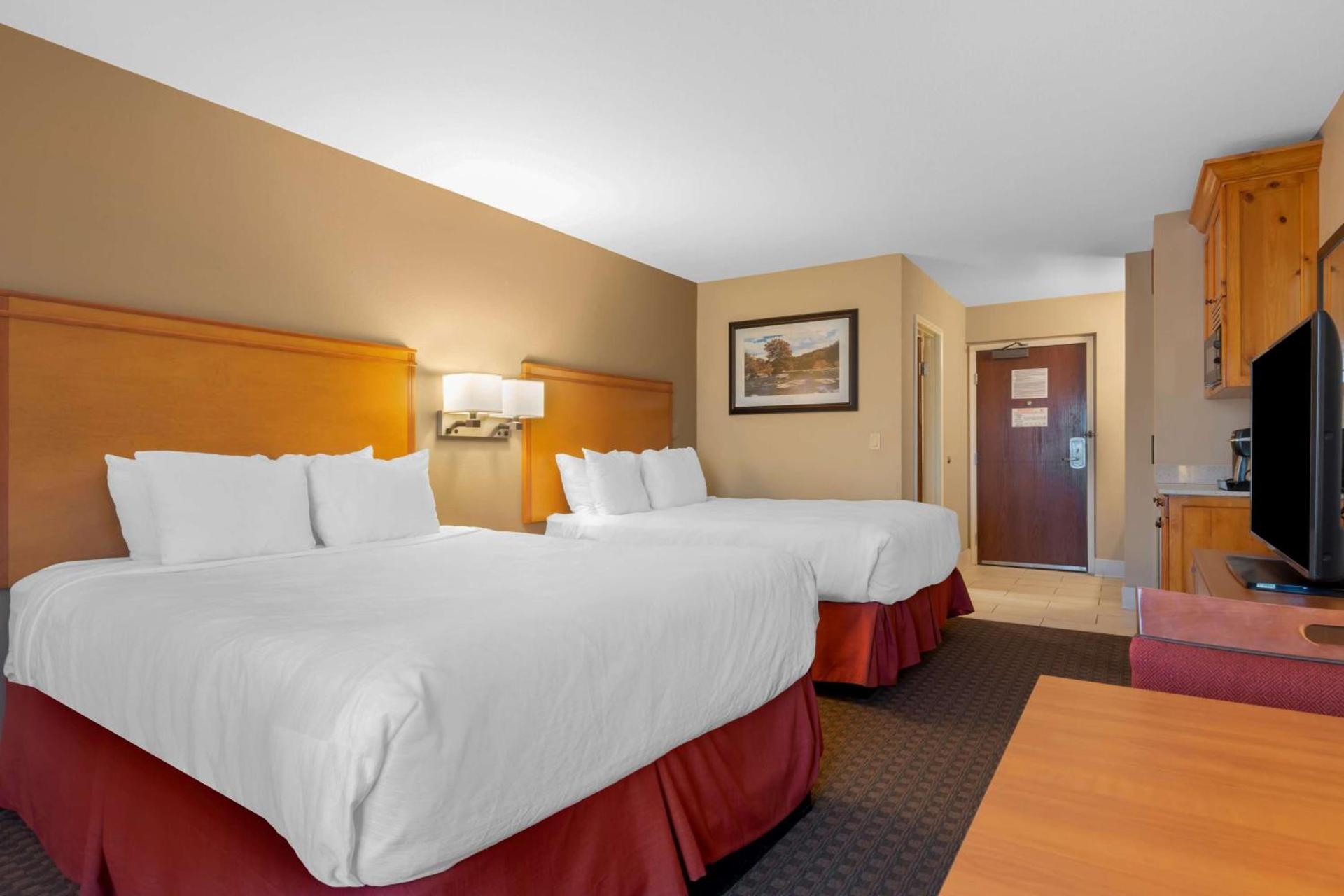 Best Western Plus Olympic Inn photo 8