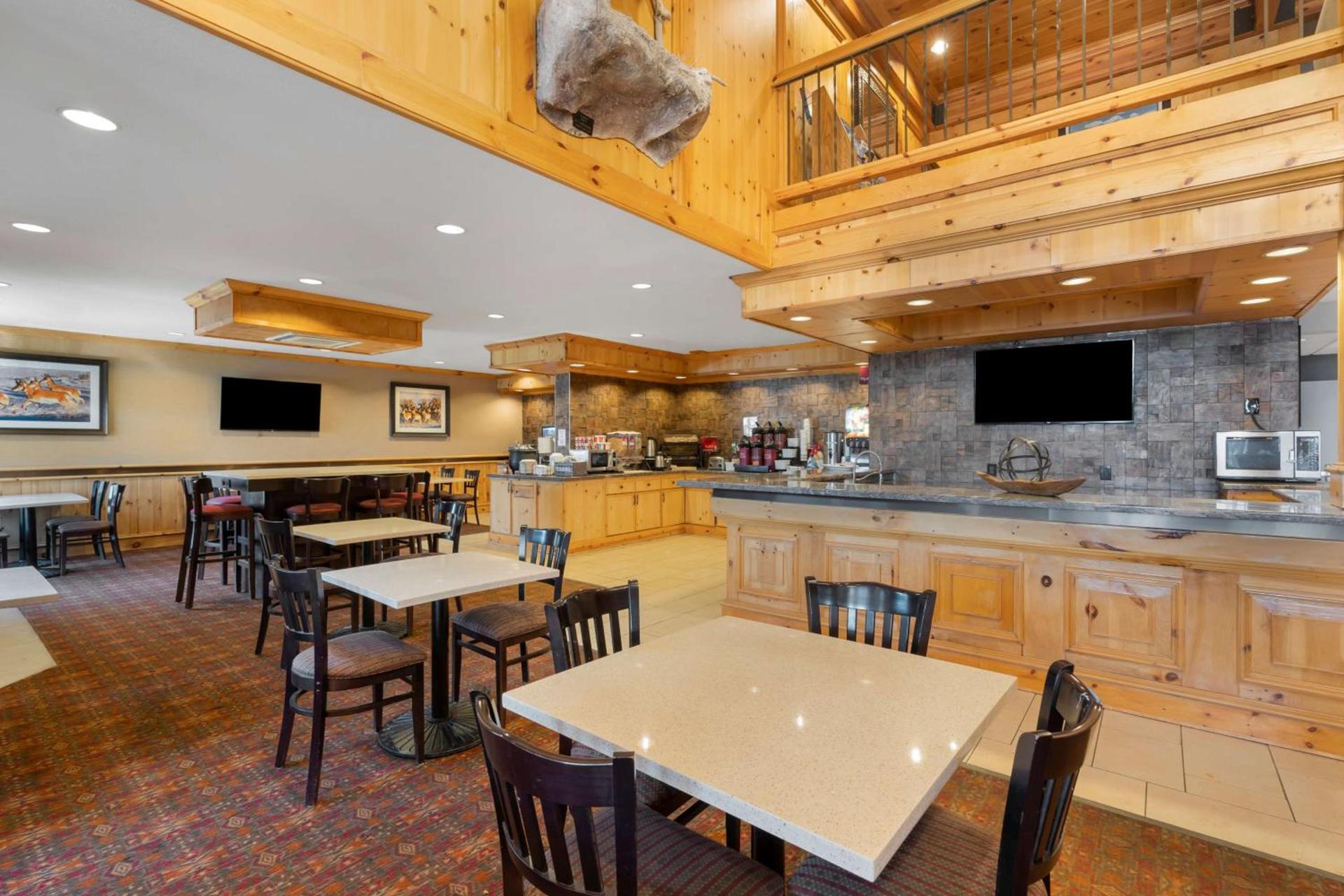 Best Western Plus Olympic Inn photo 37